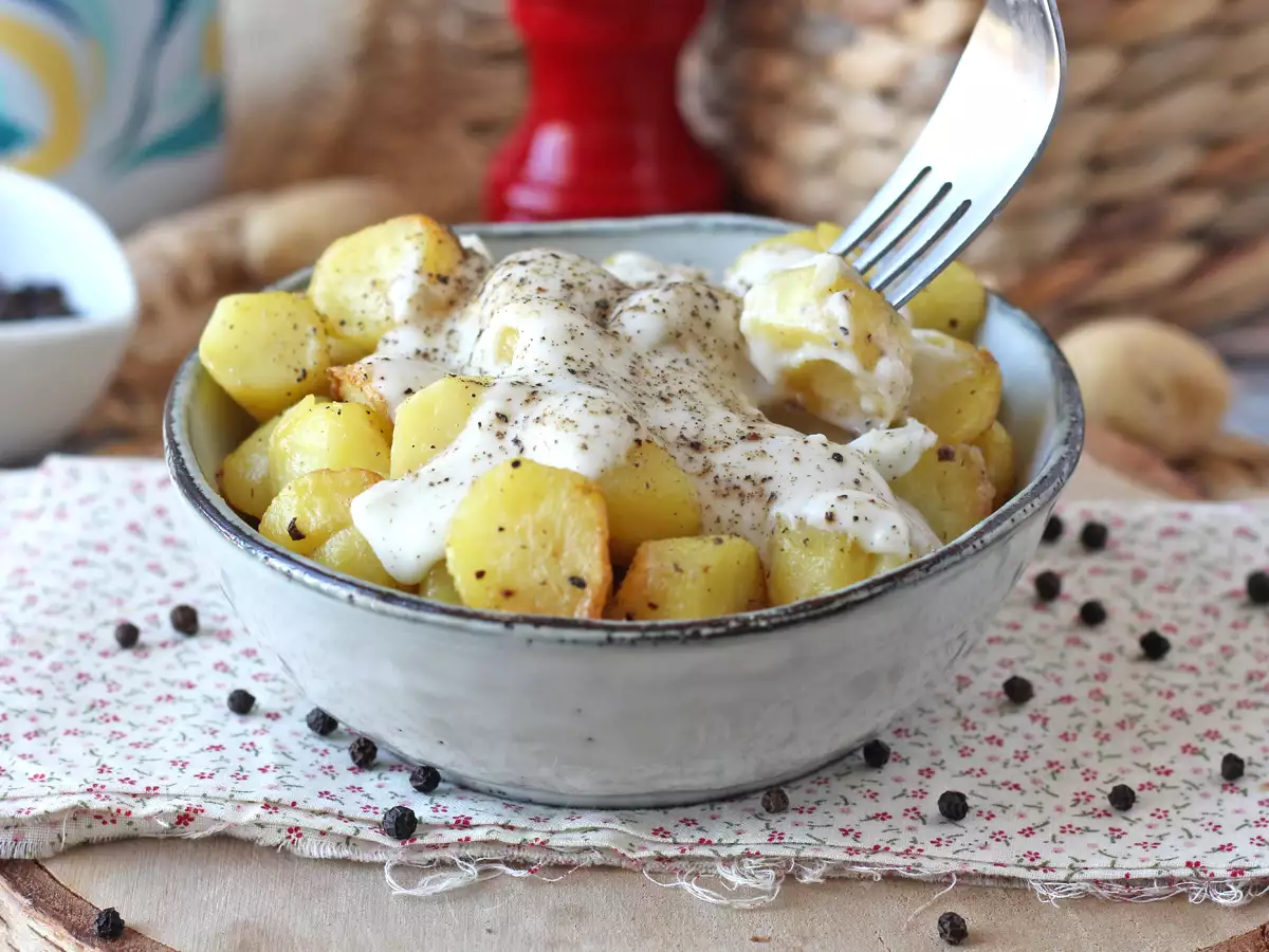 Cremig gebackene Cacio e Pepe-Kartoffeln: die einfache Beilage, die alle verrückt macht! - foto 2