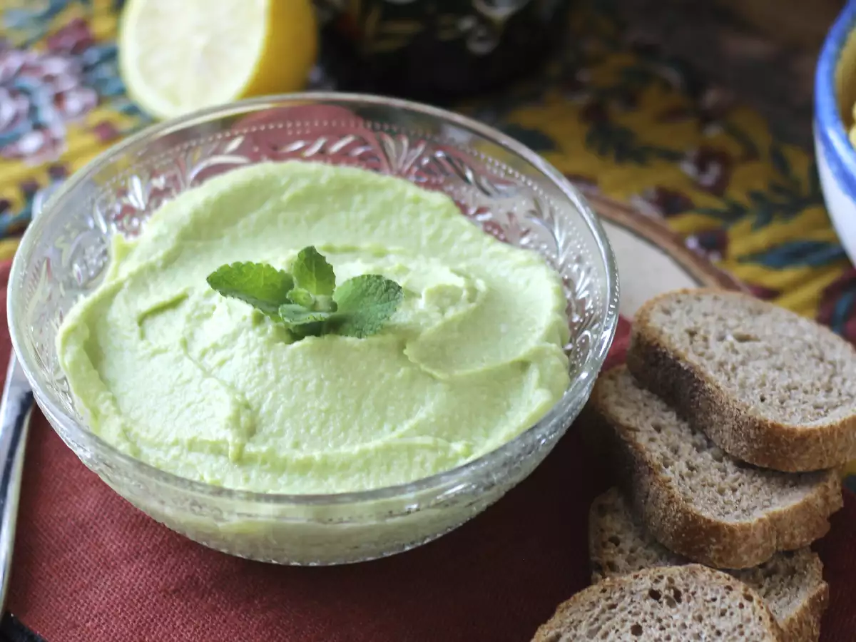 Cremige Avocado-Mayonnaise mit hartgekochtem Ei - ohne rohes Ei - foto 4