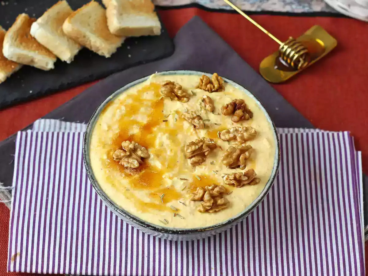 Cremige Kürbis- und Feta-Pastete mit einem Hauch von Honig - foto 3