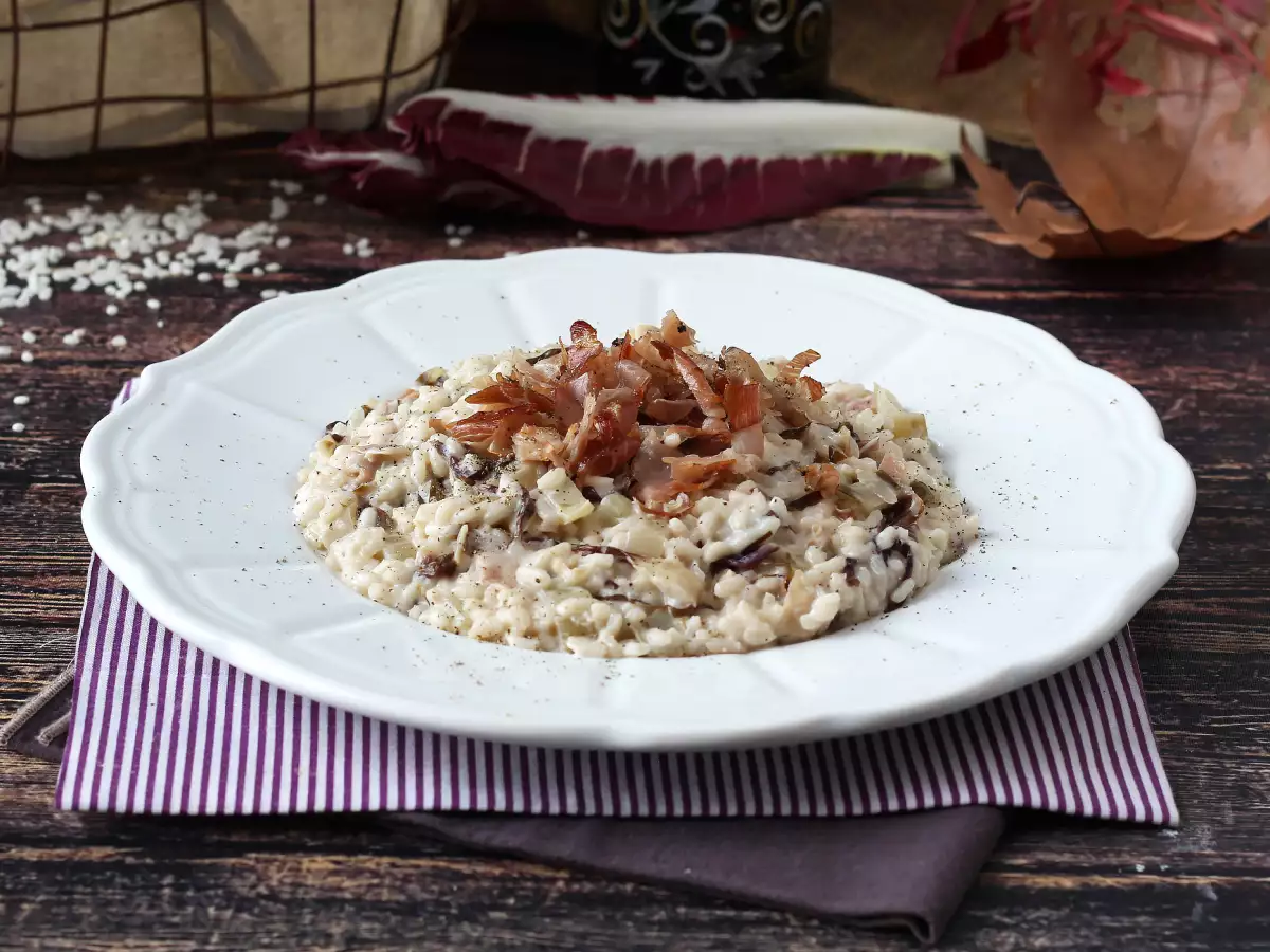 Cremiges und würziges Risotto mit Radicchio, Speck und Philadelphia - foto 4