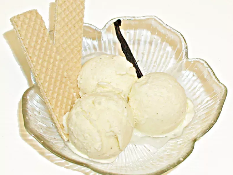 Cremiges Vanilleeis ohne Eismaschine