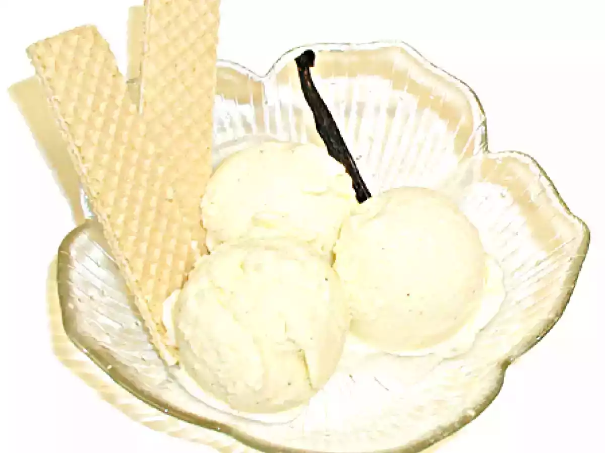 Cremiges Vanilleeis ohne Eismaschine