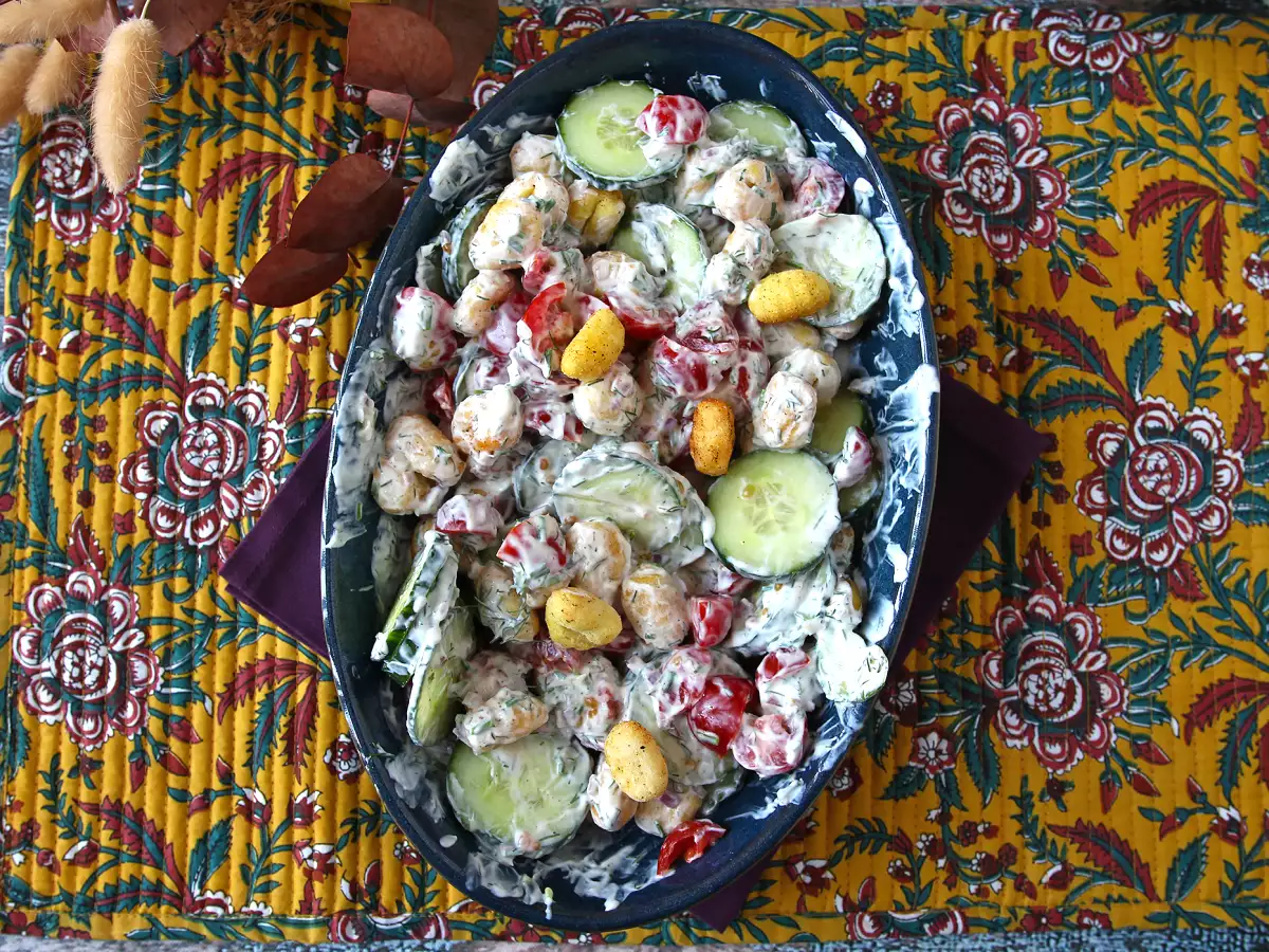 Crispy Gnocchi-Salat, super trendy, lecker und ausgewogen - perfekt für den Sommer! - foto 5