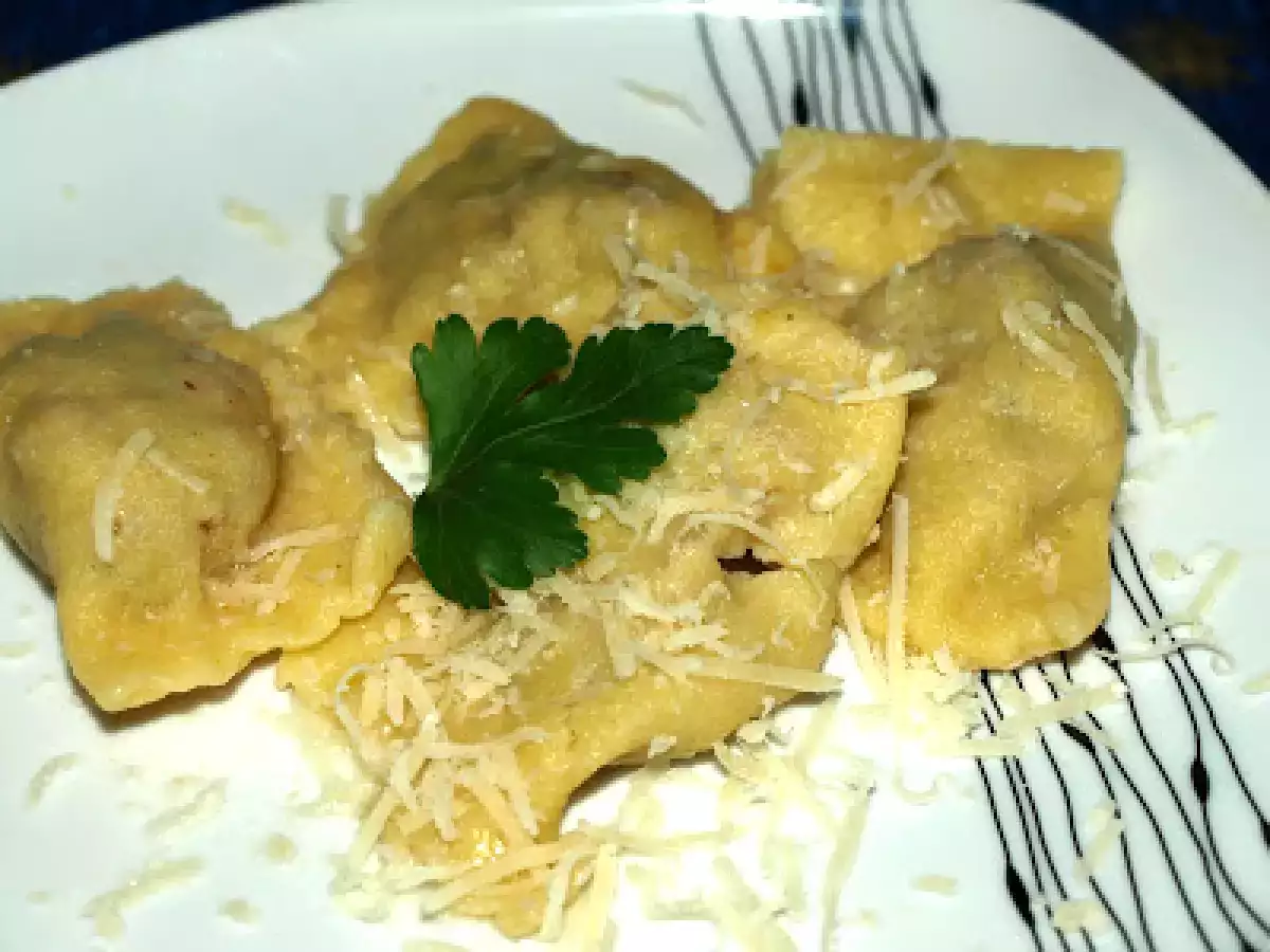 Die neue Nudelmaschine ist da - meine ersten selbstgemachten Ravioli