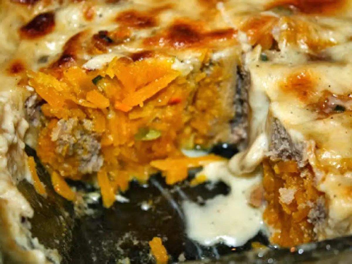 Dinkel-Cannelloni mit Kürbis-Hackfleisch-Füllung