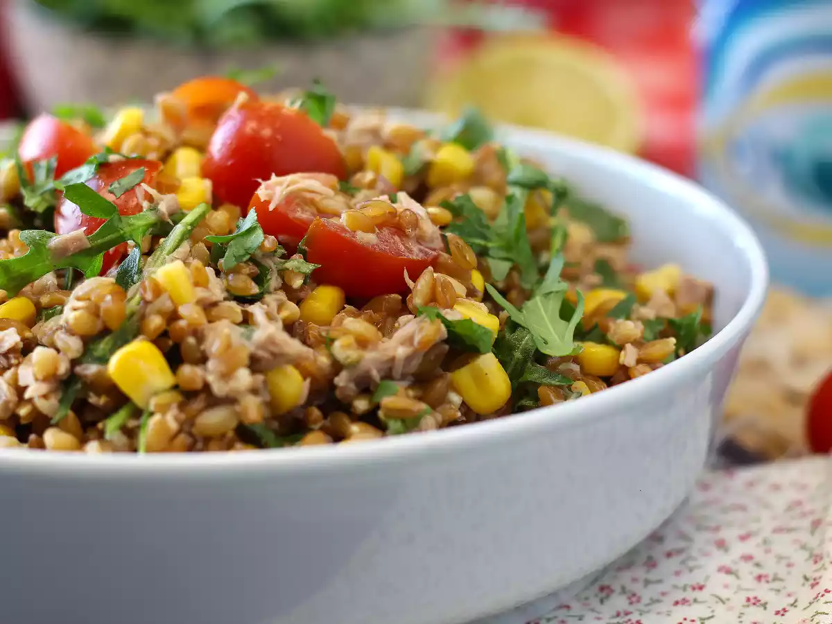 Dinkel-Thunfisch-Salat: leicht, lecker und ein perfektes Ganzjahresrezept - foto 2