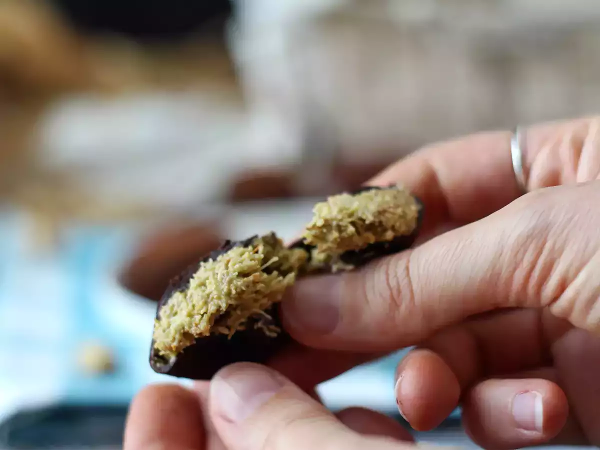 Dubai chewy cookies, das virale Rezept für Mochis mit Pistazien- und Kadaif-Füllung - foto 2