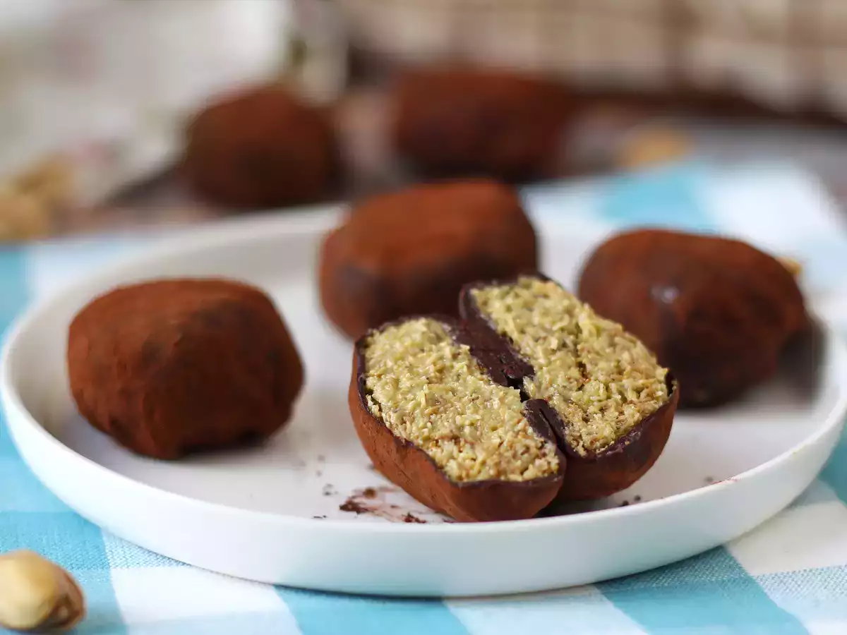 Dubai chewy cookies, das virale Rezept für Mochis mit Pistazien- und Kadaif-Füllung - foto 3