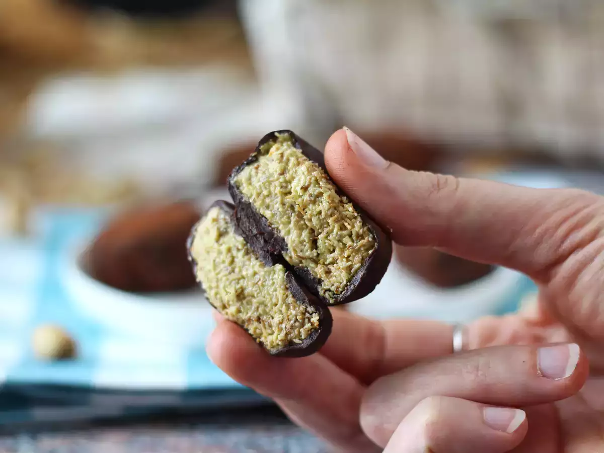 Dubai chewy cookies, das virale Rezept für Mochis mit Pistazien- und Kadaif-Füllung - foto 4