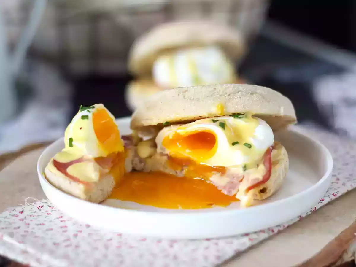 Eggs Benedict: das perfekte Rezept zum Frühstück! - foto 2