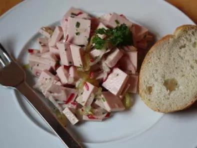 Einfach aber gut : Wurstsalat mit Radieschen