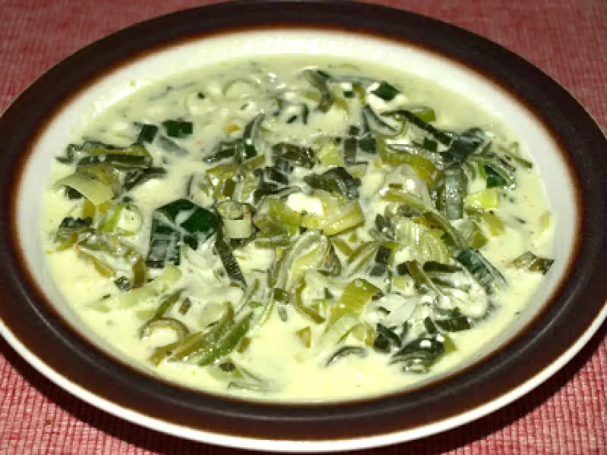 Einfach, aber lecker - Schafskäsecremesuppe mit Porrée