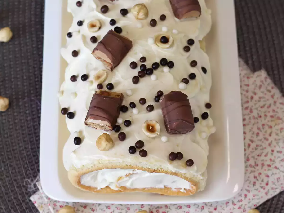 Einfache Kinder-Bueno-Roulade – perfekt als Geburtstagskuchen oder Weihnachtsroulade! - foto 3