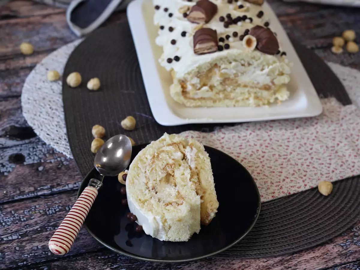Einfache Kinder-Bueno-Roulade – perfekt als Geburtstagskuchen oder Weihnachtsroulade! - foto 5