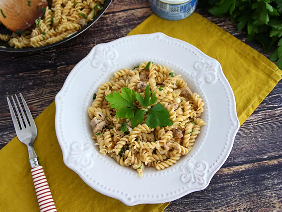 Einfache Nudeln mit Thunfisch - foto 4