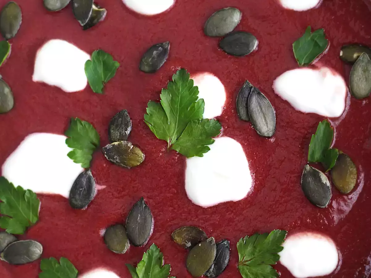 Einfache und farbenfrohe Rote-Bete-Suppe - foto 4