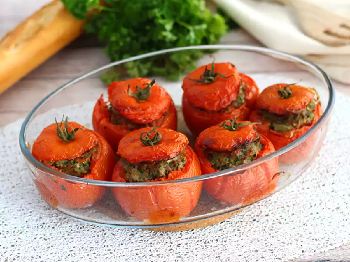 Einfache und schnelle gefüllte Tomaten