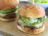 Einfacher und schneller hausgemachter Burger, foto 1