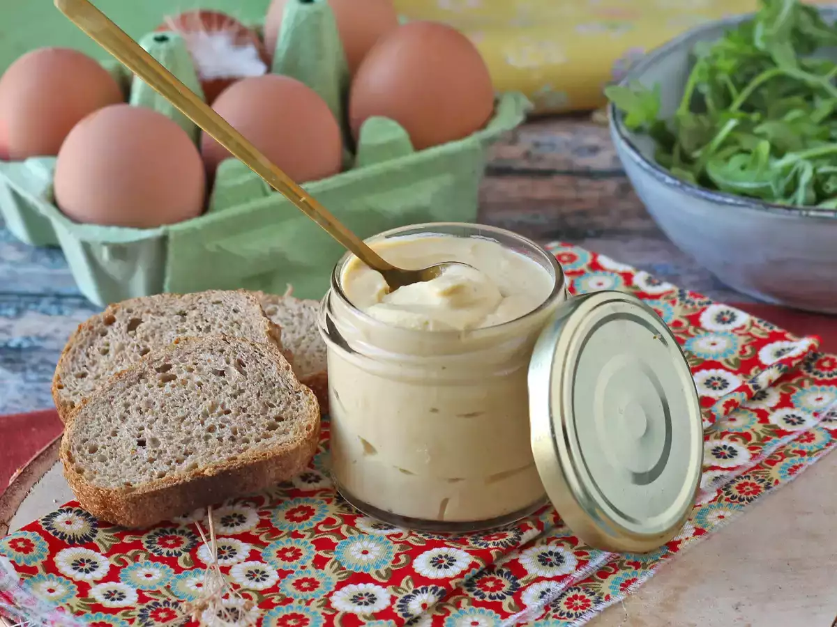 Eiweiß-Mayonnaise aus gekochten Eiern: leicht, lecker und ohne Öl
