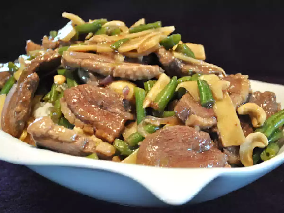 Ente mit grünen Bohnen