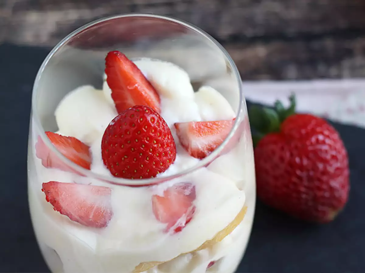 Erdbeer-Tiramisu im Glas - foto 3