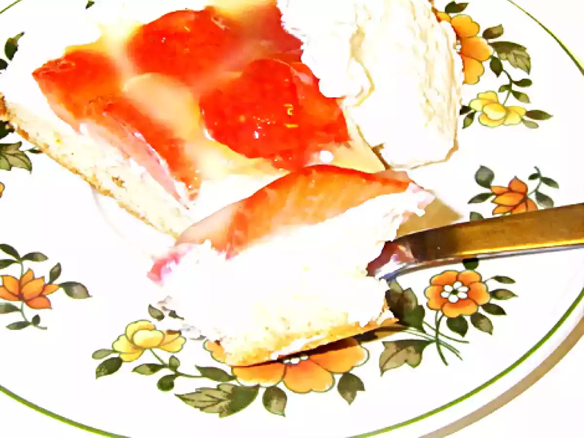 Erdbeerkuchen mit Vanillecreme