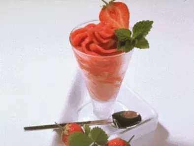 Erdbeersorbet / Sorbet din capsuni