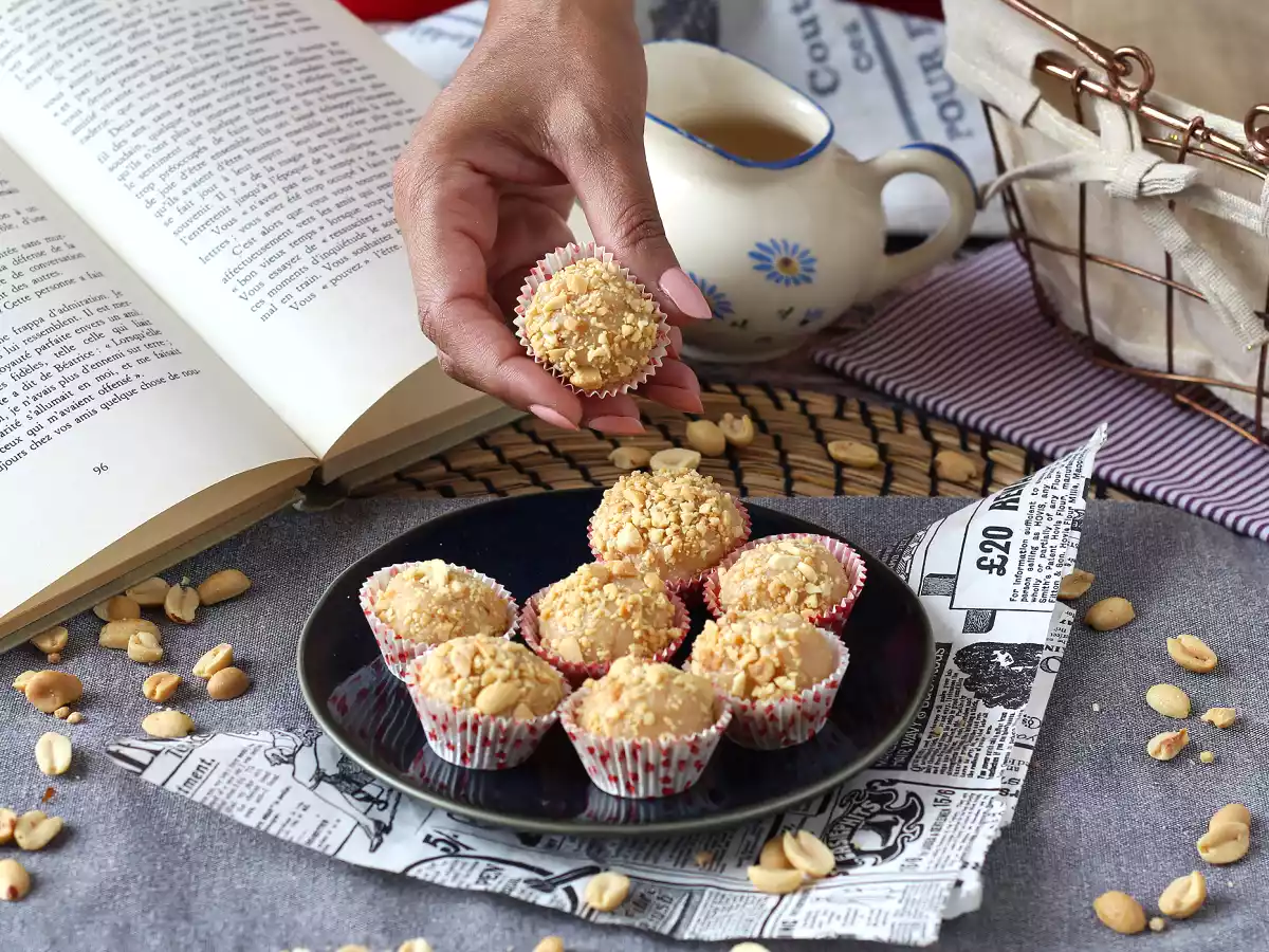 Erdnuss-Brigadeiro, eine köstliche brasilianische Süßspeise - foto 6