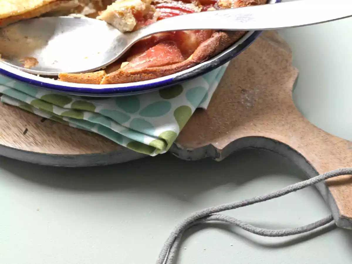 Erdnussbutter-Clafoutis mit Äpfeln und Ahornsirup