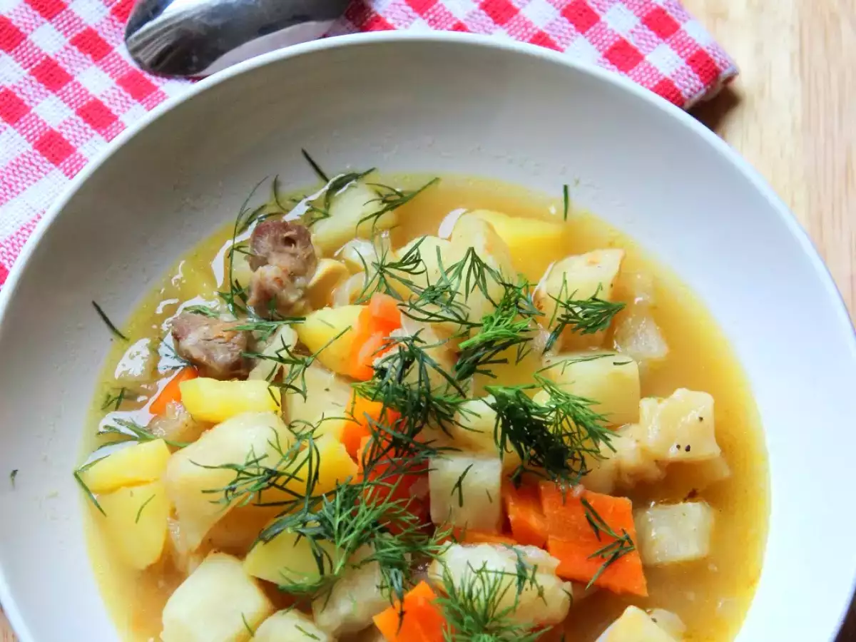 Etli Kereviz / Sellerie mit Lammfleisch