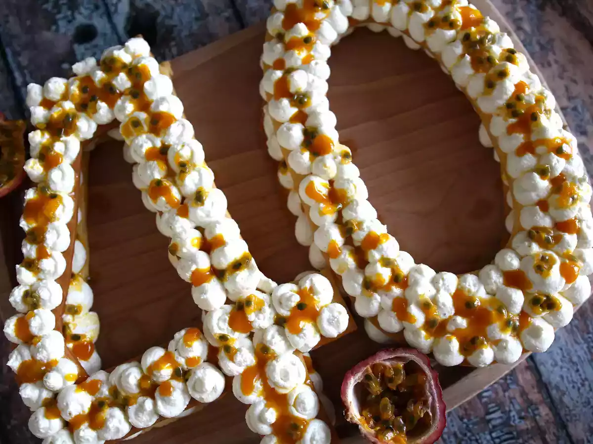 Exotischer Number cake mit Mango und Passionsfrucht - foto 3