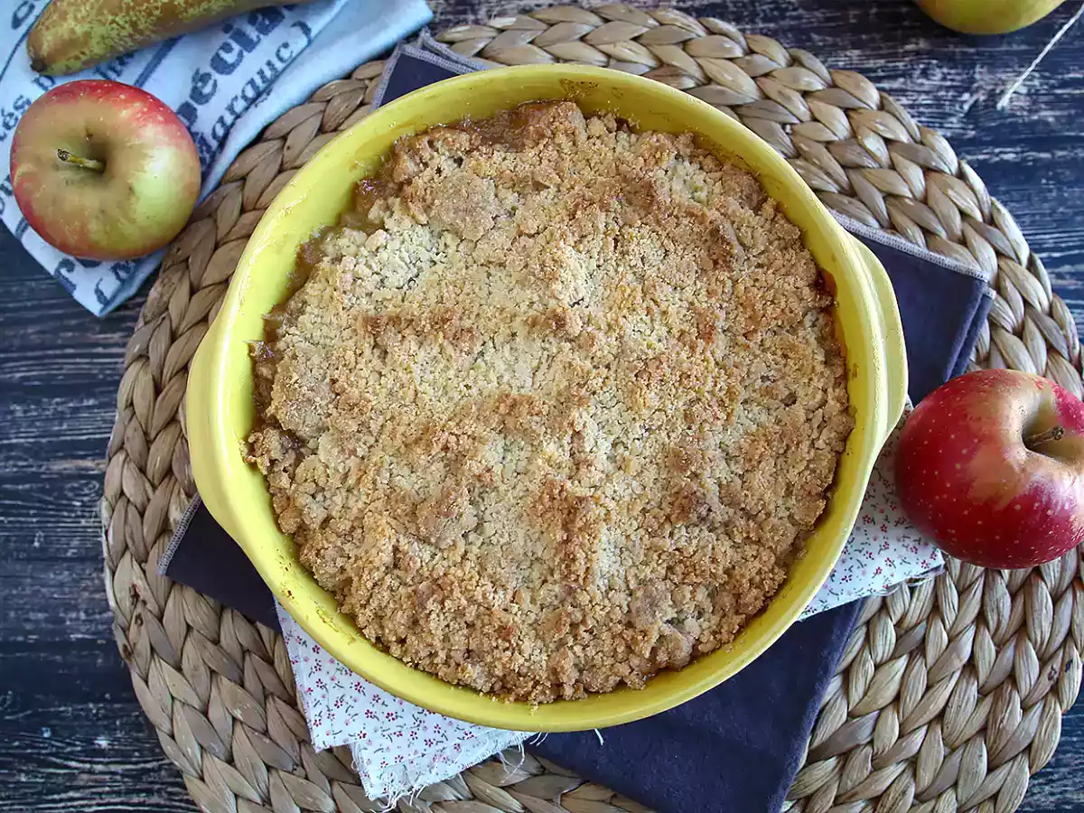 Extra knuspriger und zartschmelzender Apfel-Birnen-Crumble - foto 2