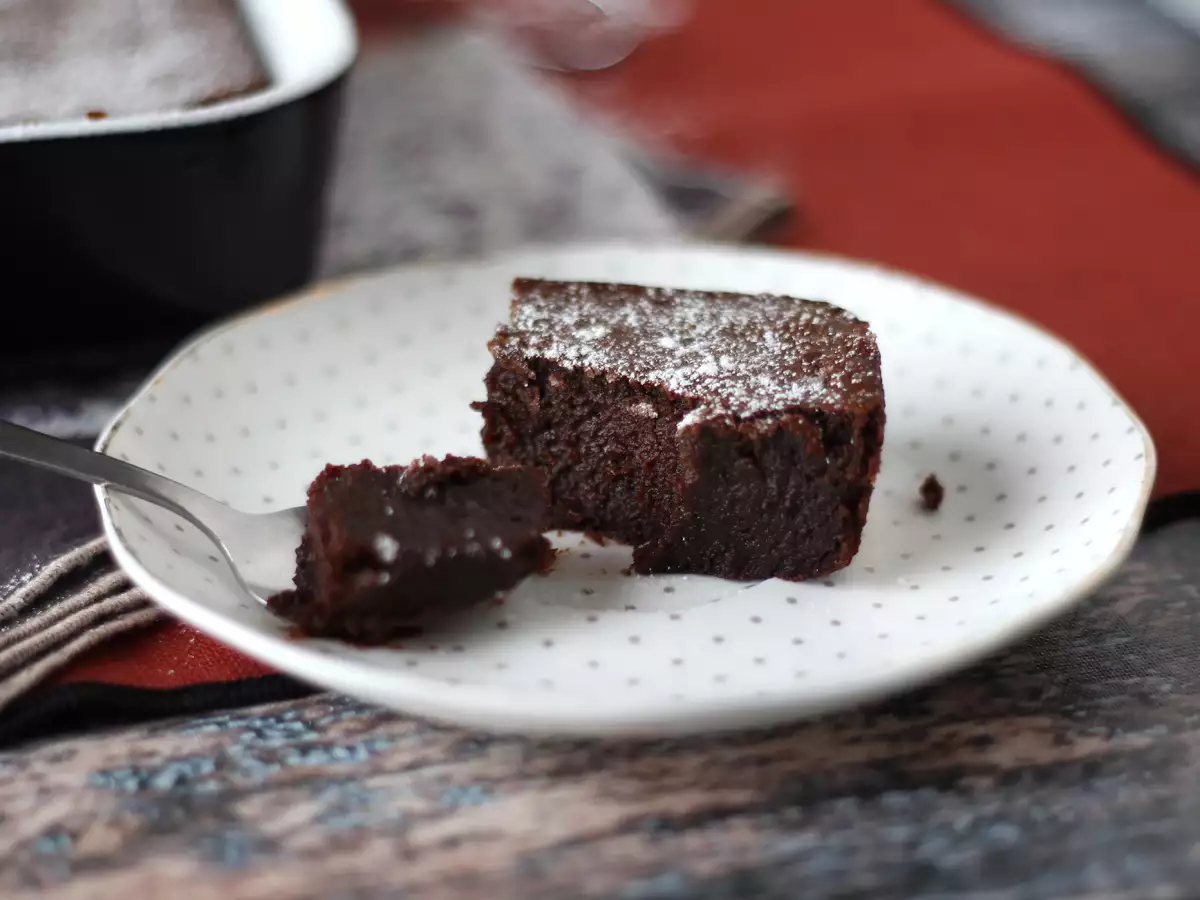 EXTRA schmelzender Schokoladenkuchen mit Kastaniencreme mit nur 4 Zutaten - foto 5