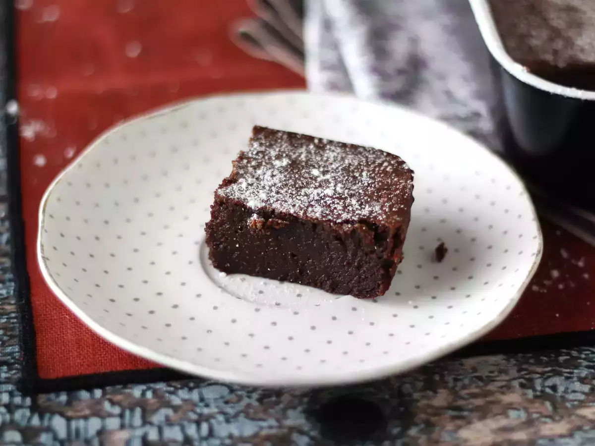 EXTRA schmelzender Schokoladenkuchen mit Kastaniencreme mit nur 4 Zutaten - foto 7