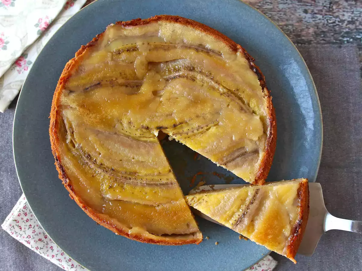 Extra zartschmelzender Bananenstürzkuchen - foto 9