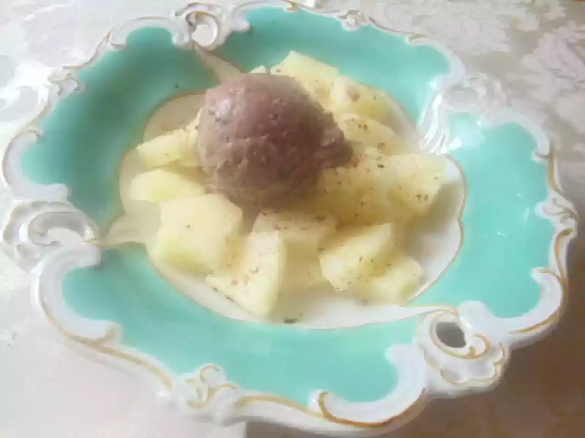 FEURIGE LIEBE-SCHOKOLADENEIS MIT ANANAS UND CHILI