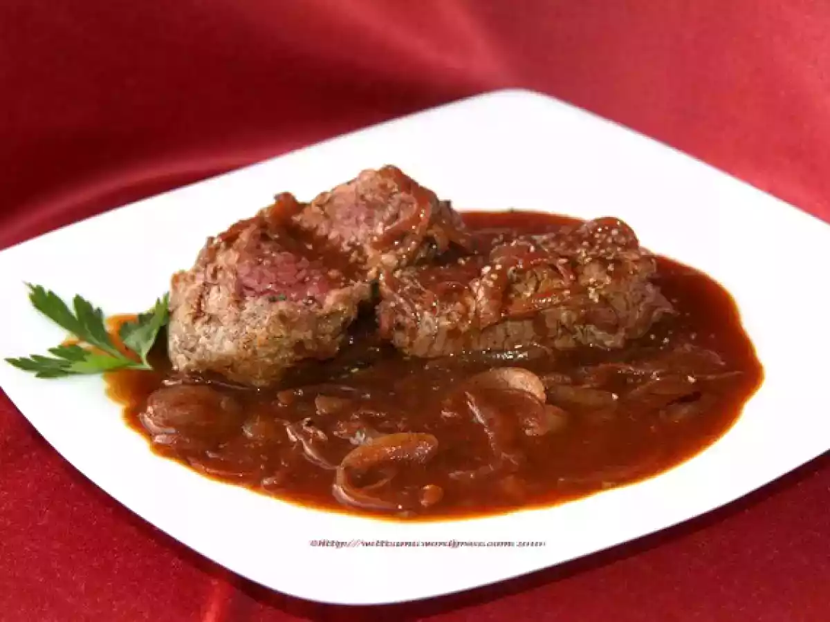 Filet Mignon mit Zwiebelsauce