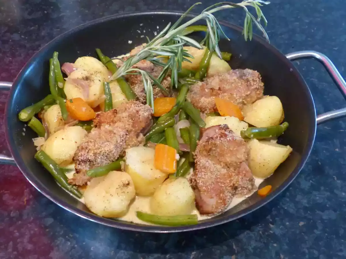 Filetpfännchen mit grünen Bohnen, Kartoffeln und Karotten