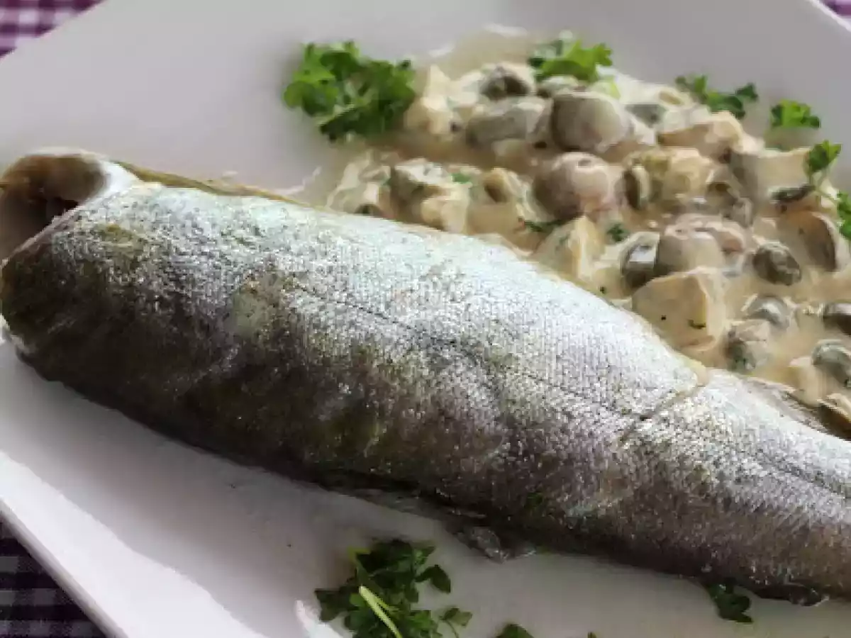 Forelle mit Champignon-Kapern-Mix