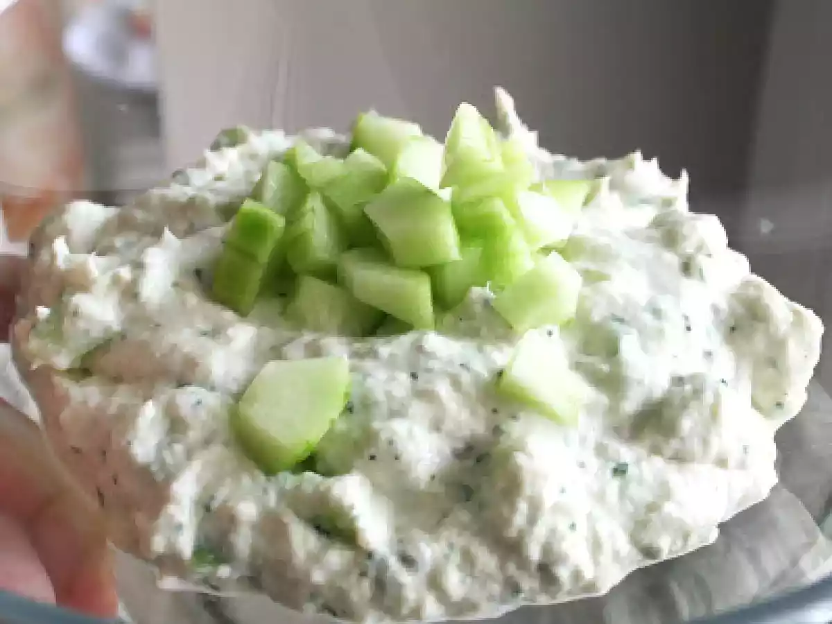 Forellen-Gurken-Crème