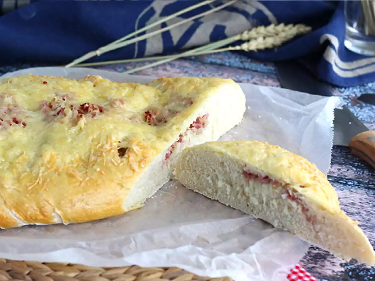 Fougasse mit Speck und Zwiebeln - foto 2