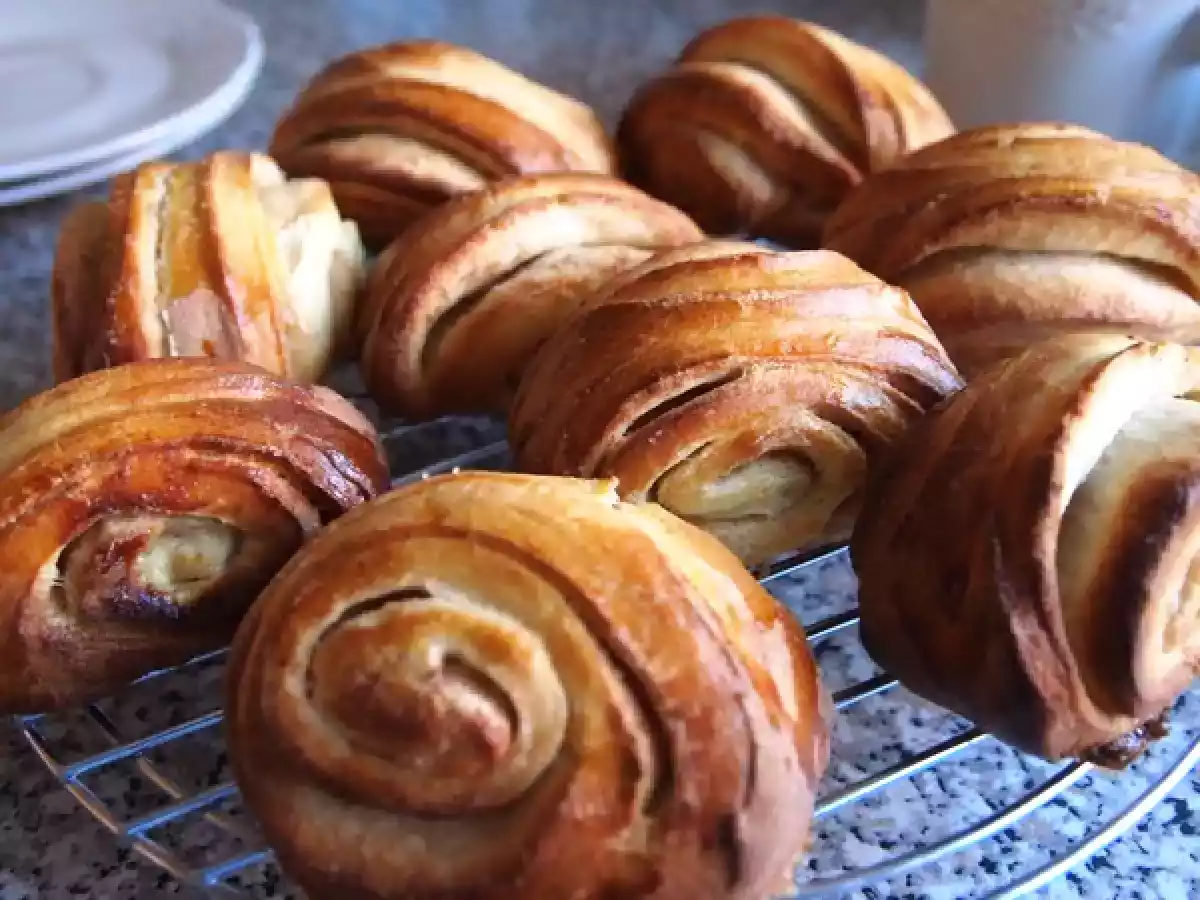 Franzbrötchen und Frühlingsgarten