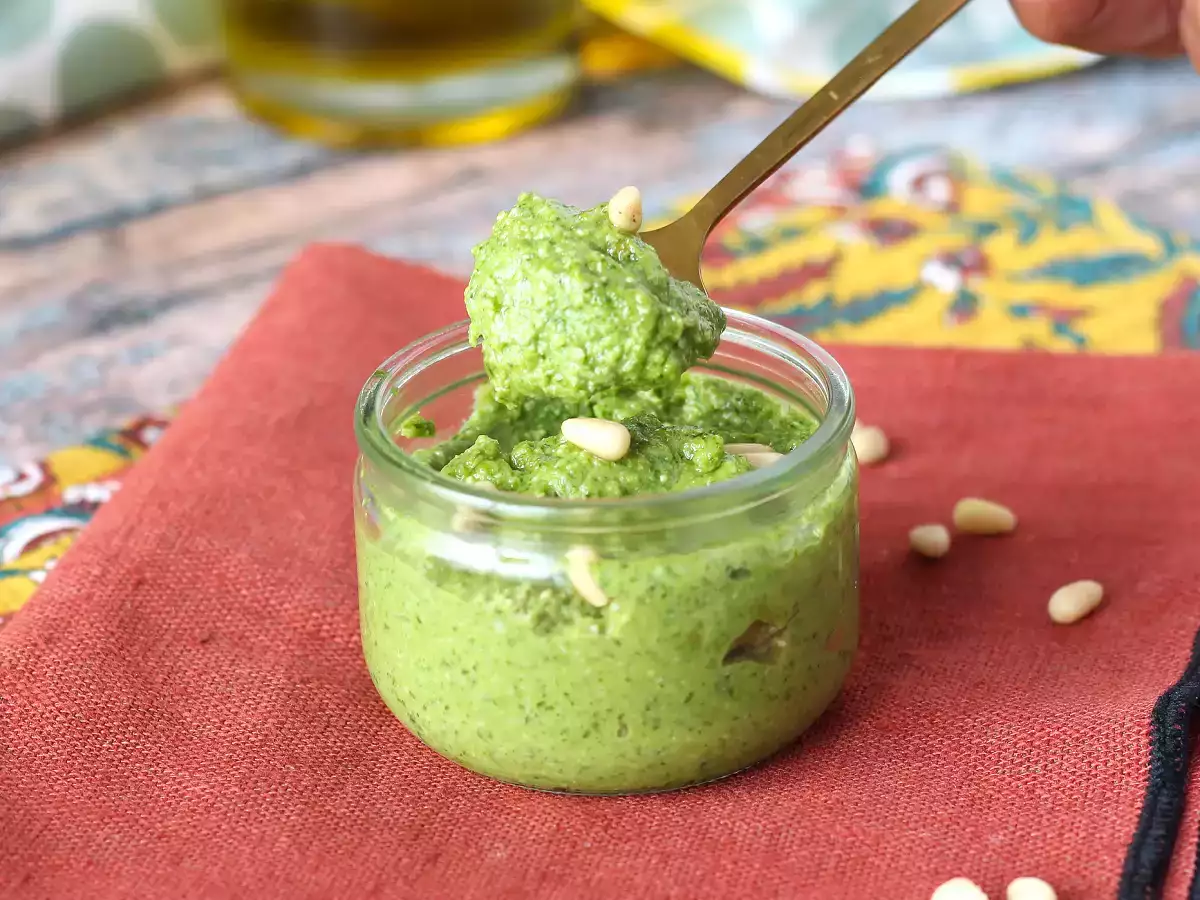 Frisches und cremiges Rucola-Pesto in 5 Minuten - foto 5
