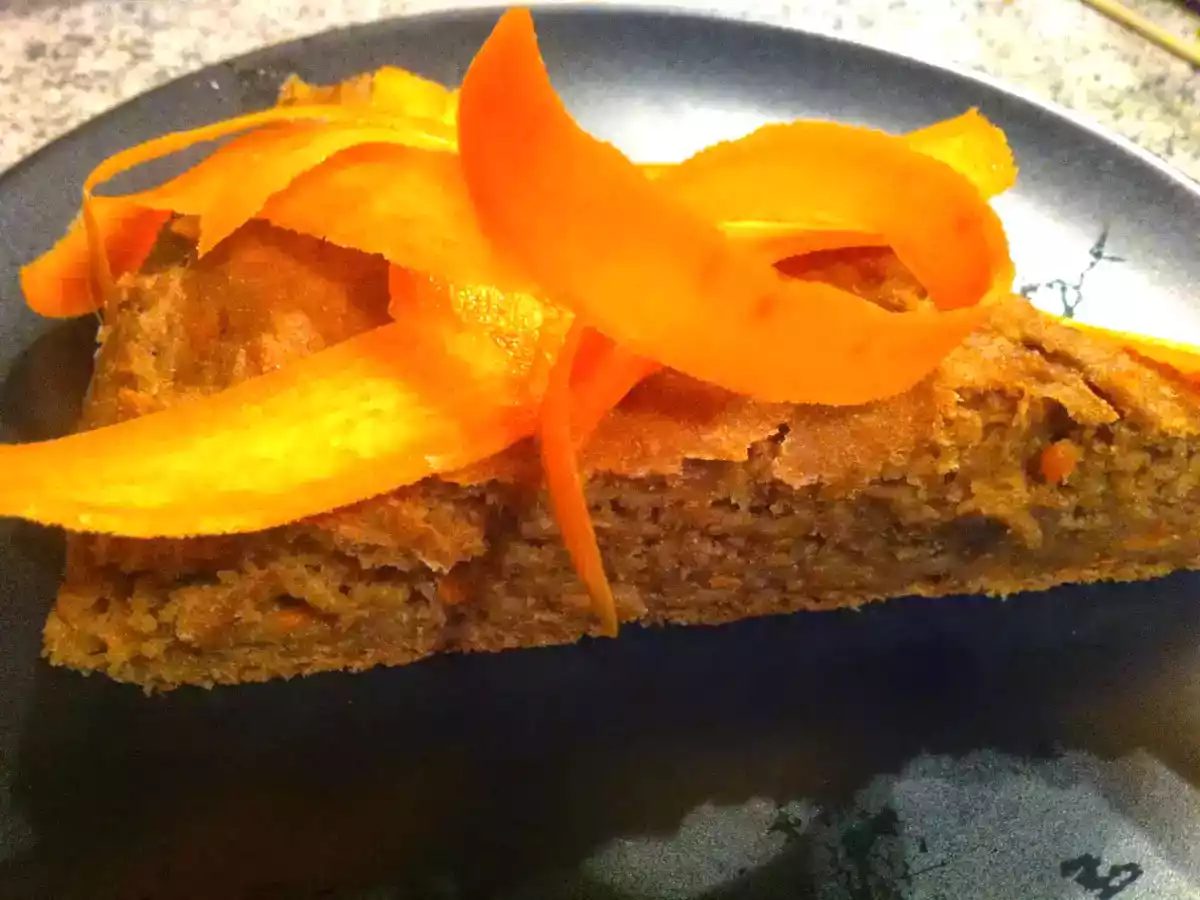 Fruchtiger Carrot Cake