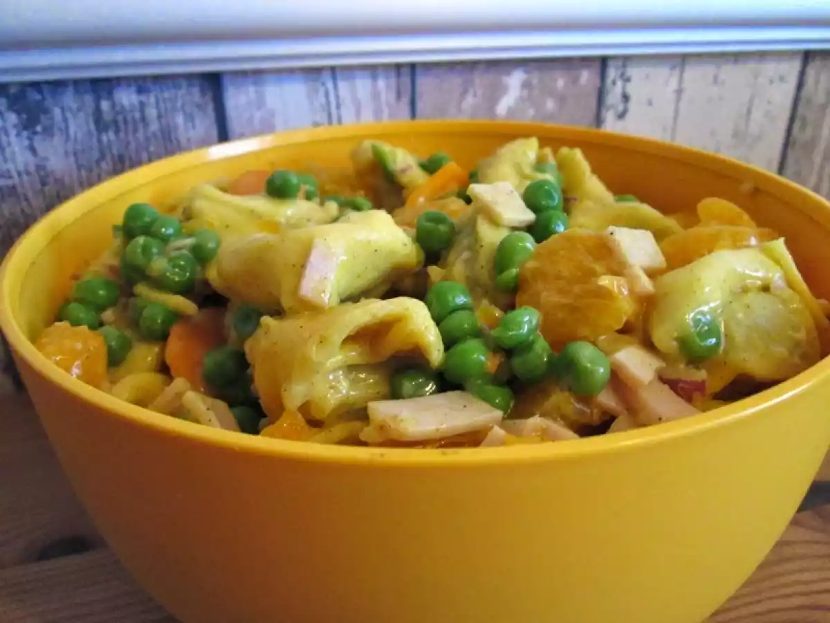 Fruchtiger Tortellini-Salat