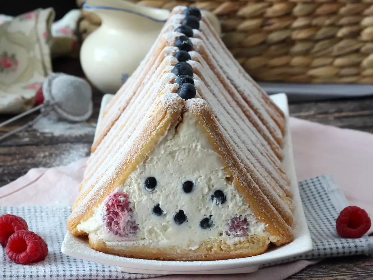 Für diese Weihnachts-Bûche mit roten Früchten brauchen Sie keine Form! - foto 5