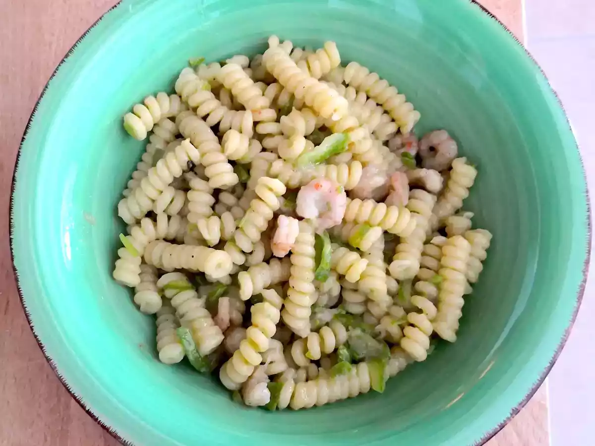 Fusilli mit Zucchini, Shrimps und Ingwer