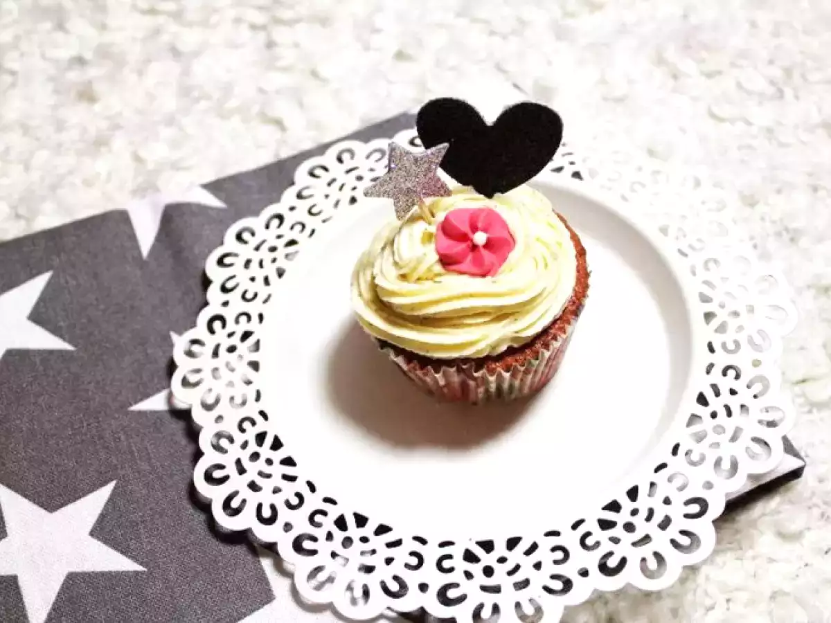 [Gastblogger] Red Velvet Cupcakes von Ella loves - foto 2