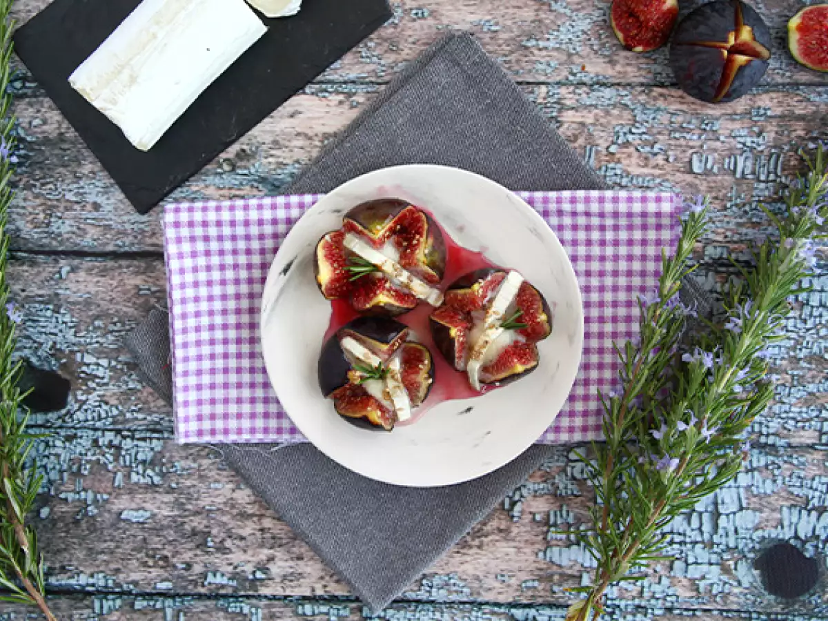 Gebackene Feigen mit Ziegenkäse und Honig - foto 2