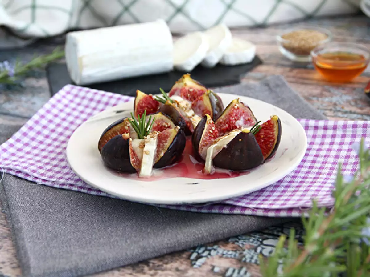 Gebackene Feigen mit Ziegenkäse und Honig - foto 4